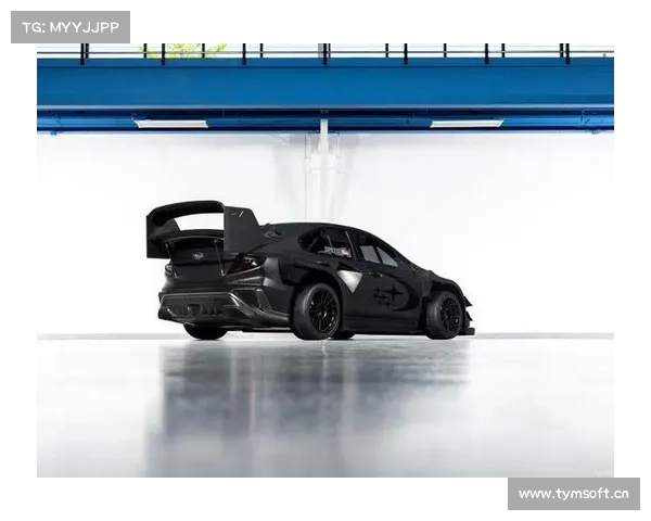 F1赛车碳纤维车身制造揭秘如何实现极速轻量化突破